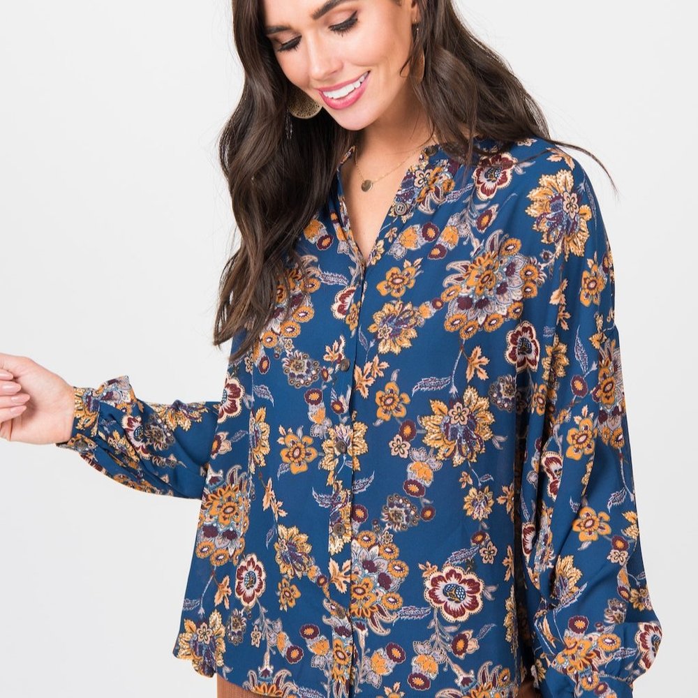 New with Tag Agnes & Dora Peasant Top Long Sleeve Blue Gold Boho Size Small
